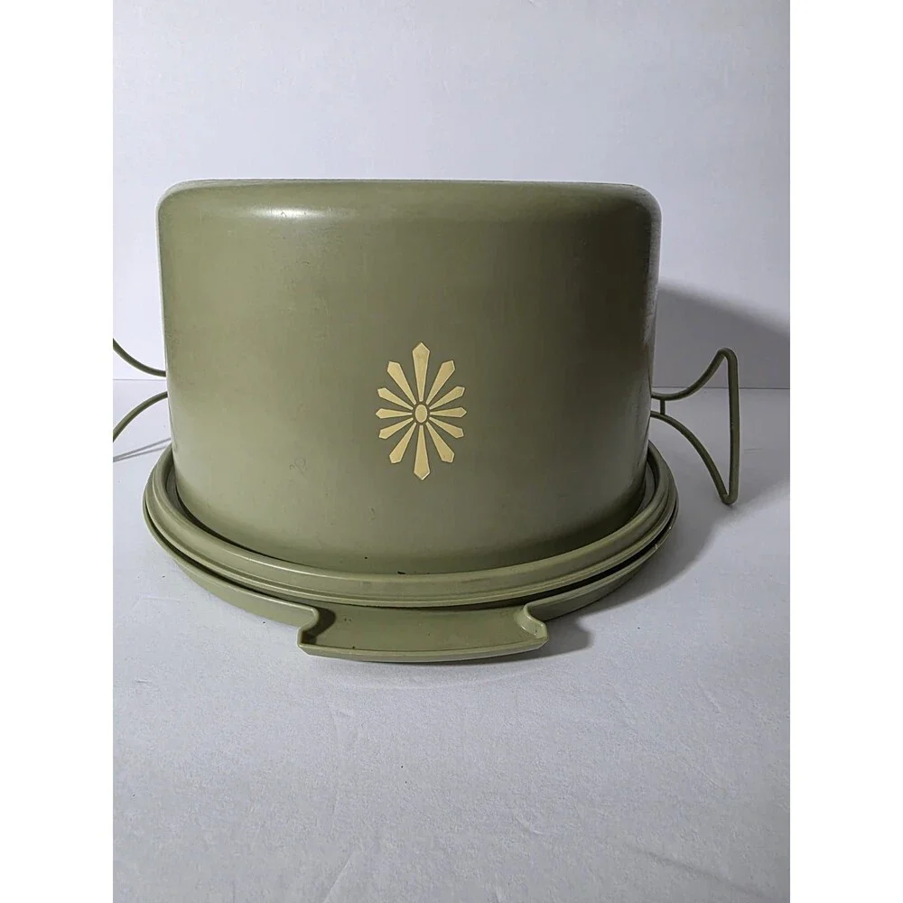 Tupperware Cake Taker Avocado Green Sunburst Cake Carrier 683-2 684-2 624-3 USA